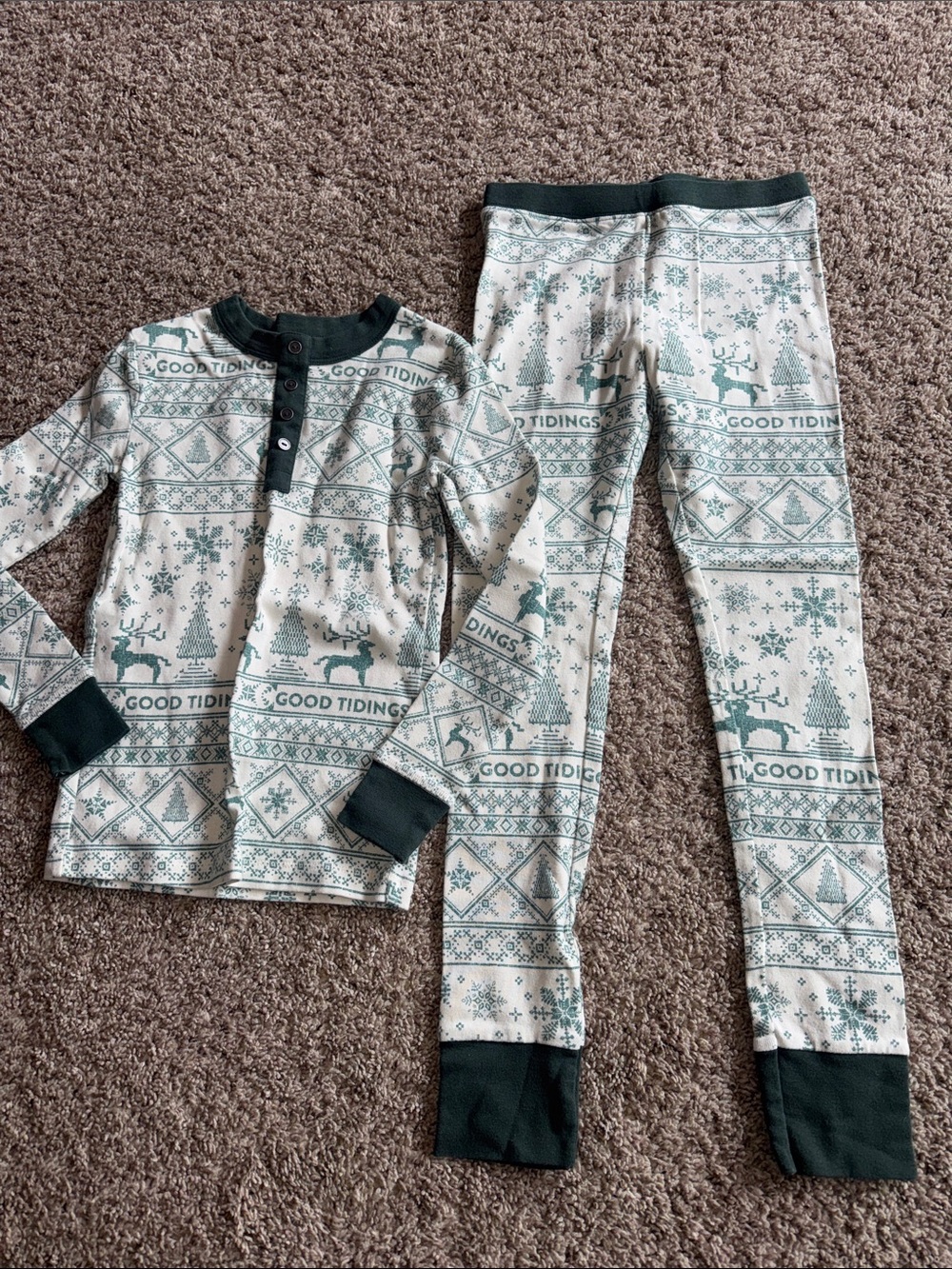 Hearth & Hand with magnolia holiday festive pajamas size 8